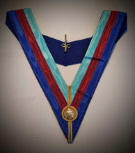 Load image into Gallery viewer, Royal Arch Chapter provincial collar
