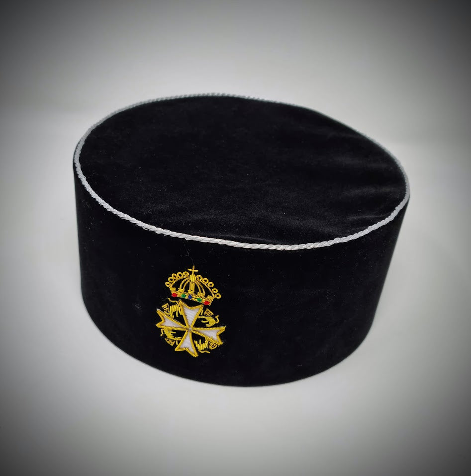 Knights of Malta Great Priors cap and embroidered badge