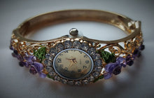 Load image into Gallery viewer, Ladies Floral Wrist Watch
