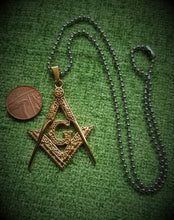 Load image into Gallery viewer, Masonic Square &amp; Compasses Pendant

